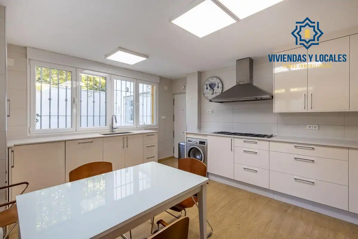 Maison avec terrasse à vendre à Genil, imagen 18