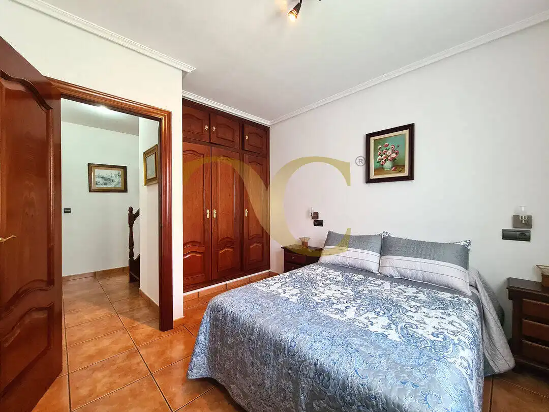 Dormitori de Casa o xalet en venda en Ribadesella amb Calefacció, Jardí privat i Terrassa
