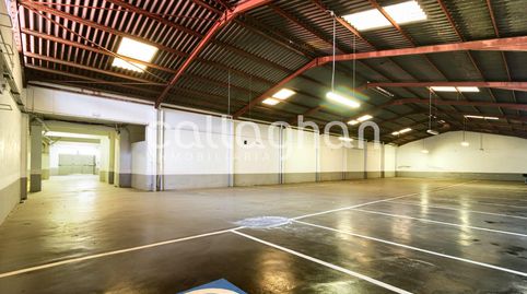 Foto 5 von Fabrikhallen zur Miete in Calle de Ramón Muntaner, Avenida de la Paz, Xirivella