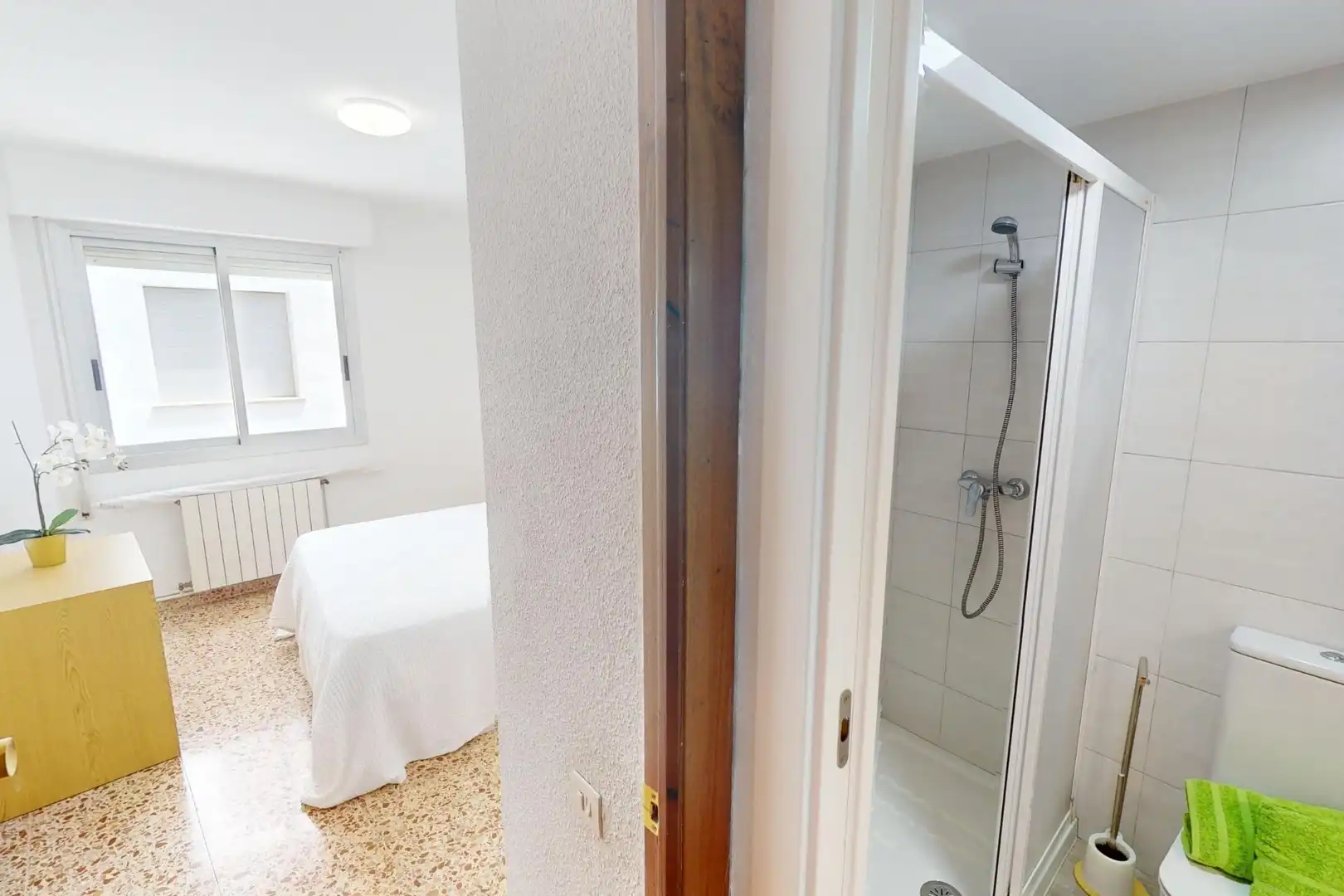 Bathroom of Flat for sale in Castellón de la Plana / Castelló de la Plana  with Heating, Terrace and Balcony