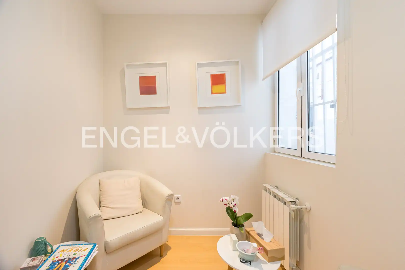 Living room of Flat for sale in Madrid  with Heating and Parquet flooring
