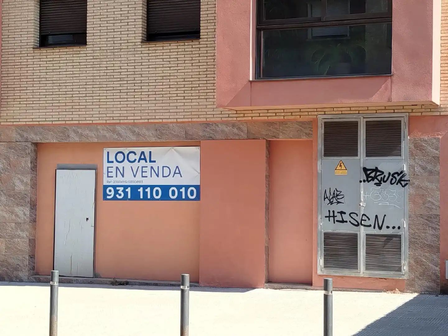 Commercial properties for sale in Llevant
