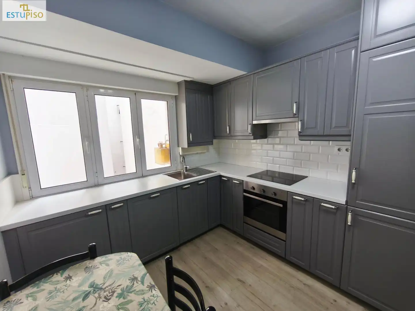 Cocina de Piso en venta en Vitoria - Gasteiz con Calefacción y Trastero