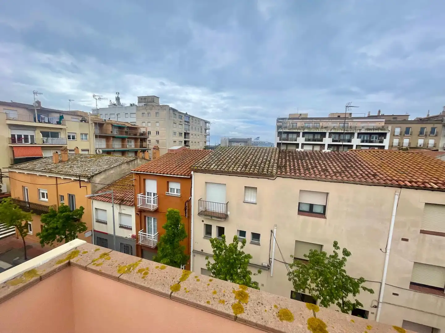 Vista exterior de Dúplex en venta en Palamós con Calefacción, Terraza y Horno