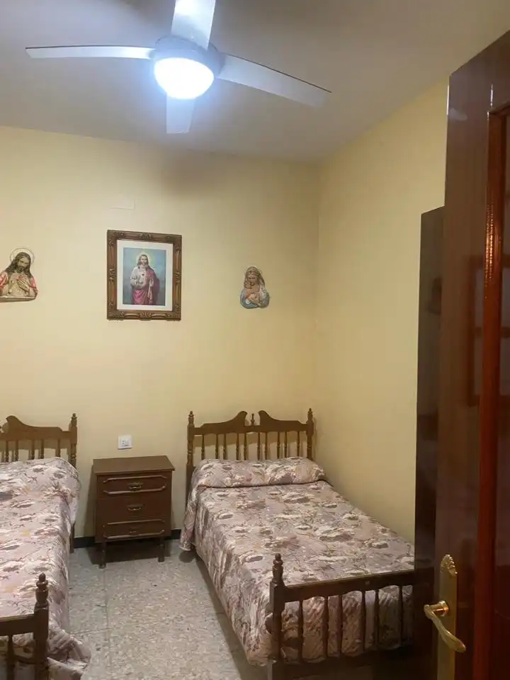 Habitación de Casa o chalet en venta en Dos Hermanas con Aire acondicionado y Trastero