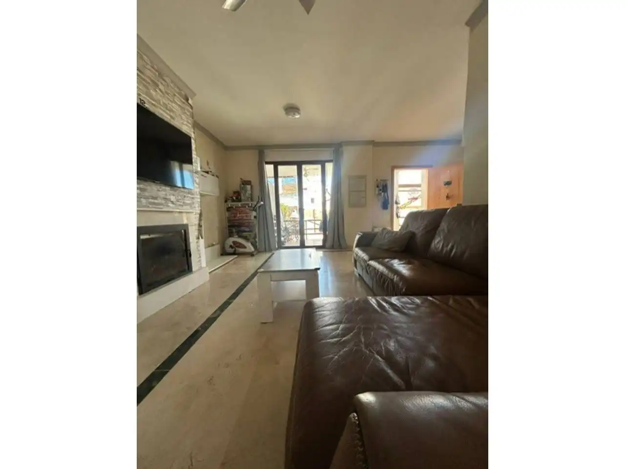 Sala de estar de Casa o chalet en venta en Casares con Aire acondicionado, Jardín privado y Terraza