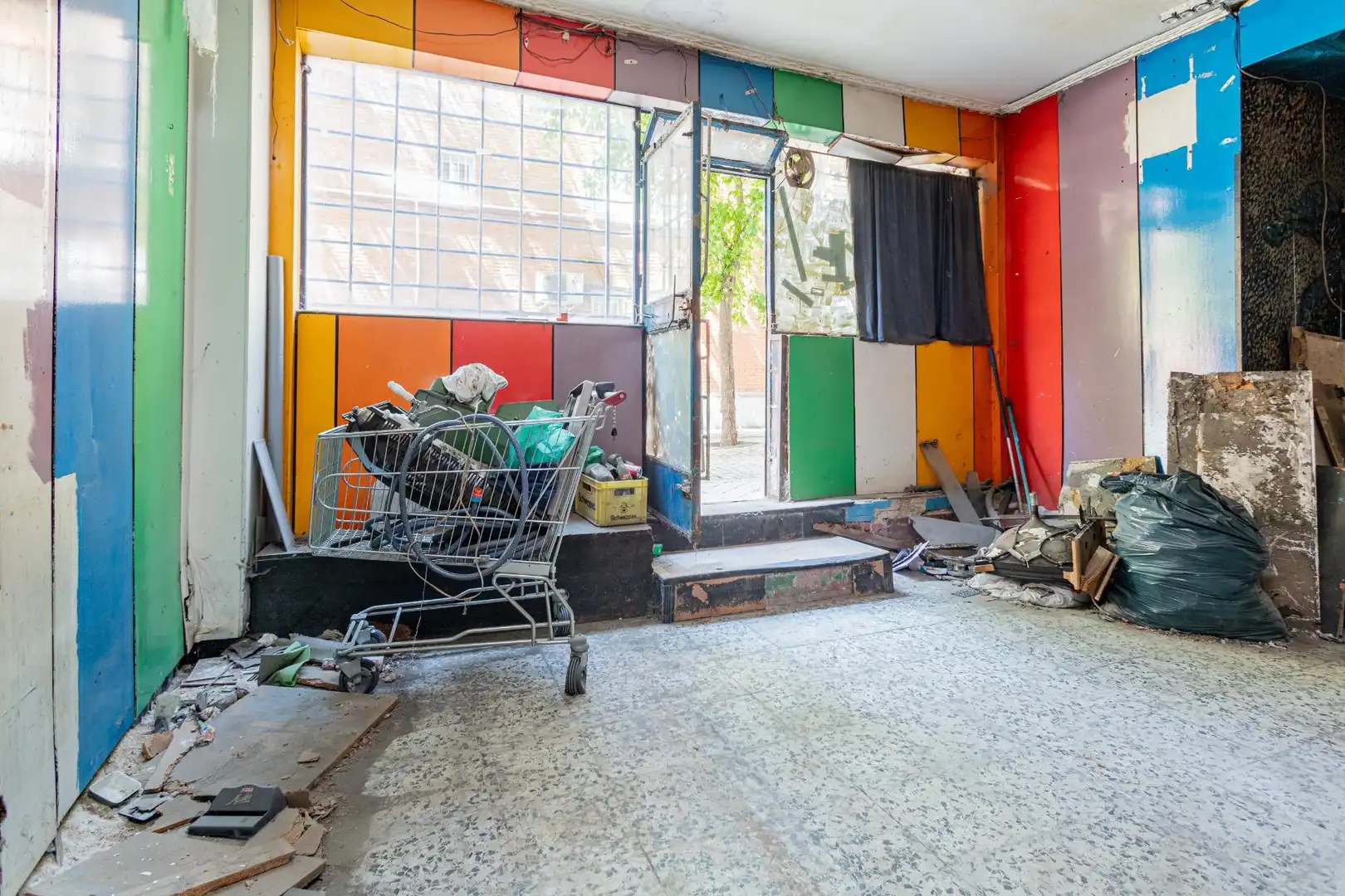 Local comercial en venta en Fuencarral - El Pardo, imagen 4