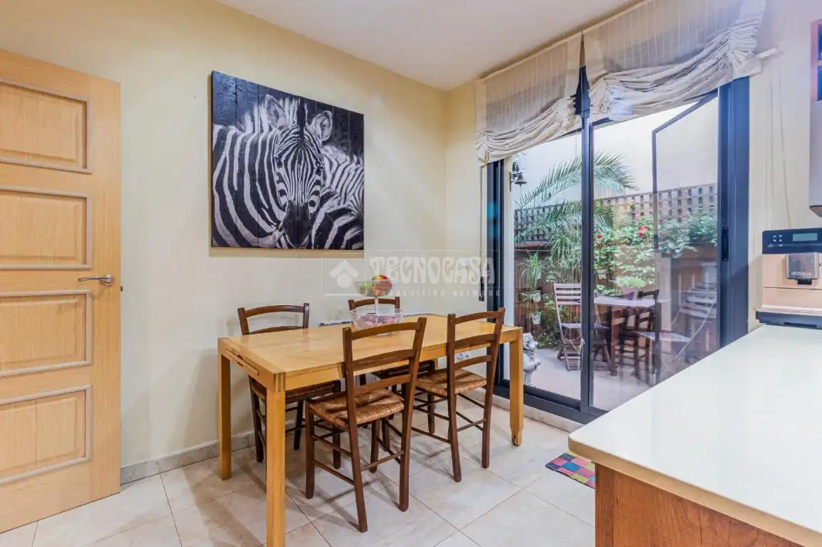 Flat with lift for sale in Centre - Estació, imagen 28