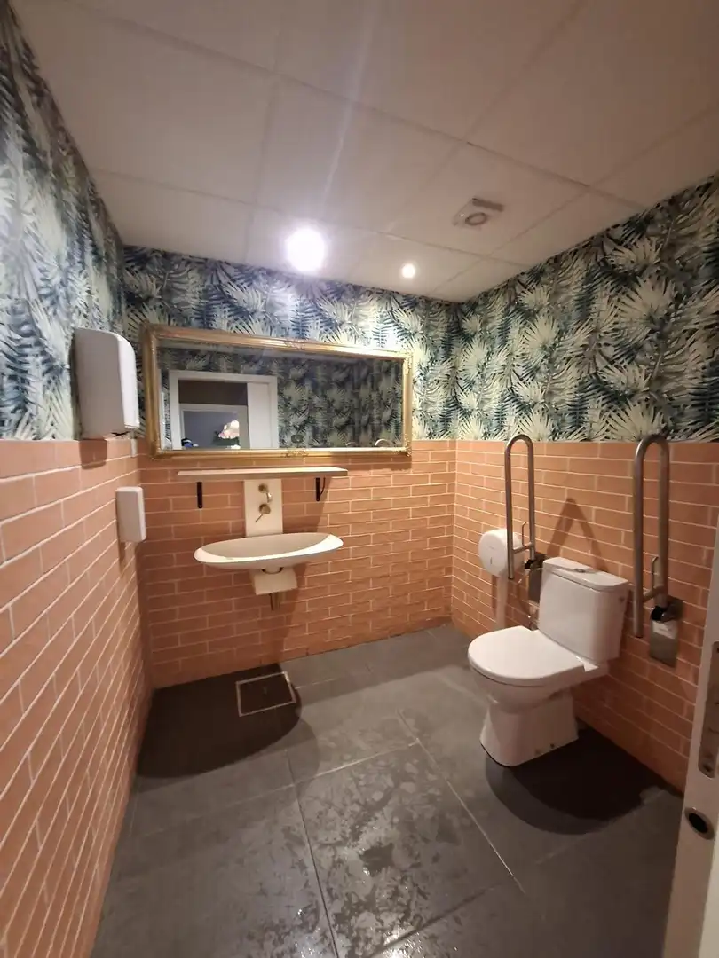 Business premises for transfer in Centro, imagen 19