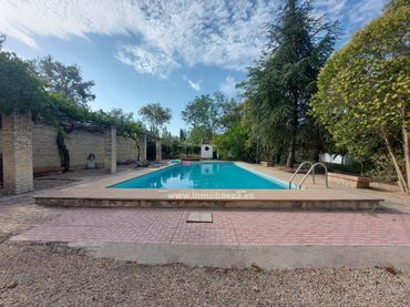 Villa con balcone in vendita a Baeza