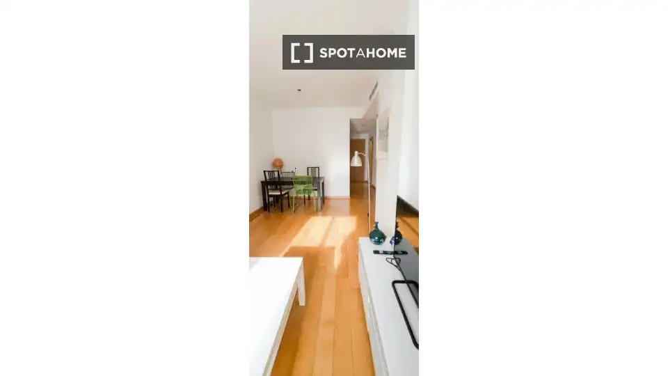 Vista exterior de Apartamento para compartir en Alicante / Alacant con Aire acondicionado, Calefacción y Terraza