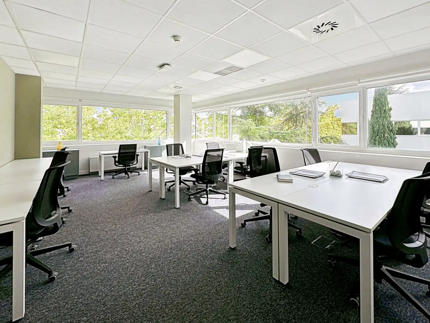 Office for rent in Tres Cantos  with Air Conditioner, Heating and Furnished