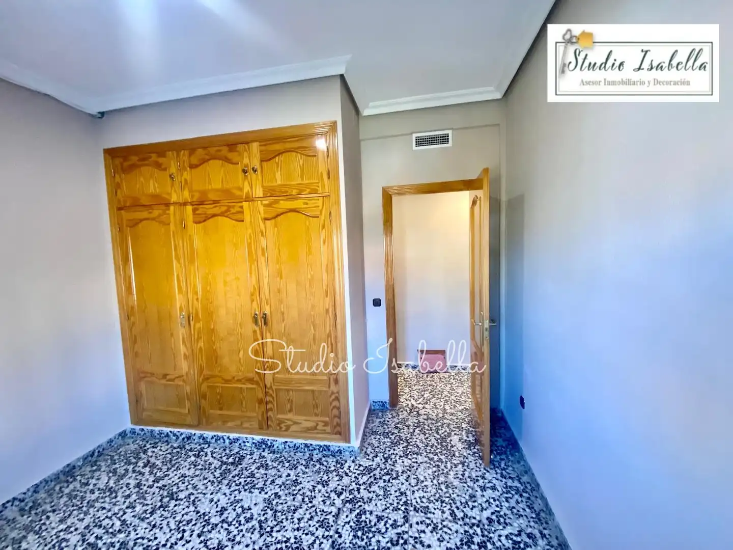 Piso de alquiler en Toledo con Aire acondicionado, Calefacción y Amueblado