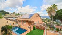 Exterior view of House or chalet for sale in Argentona  with Air Conditioner, Heating and Private garden