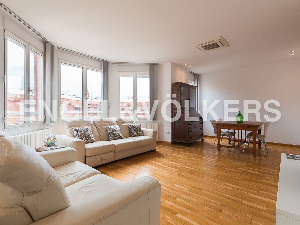 Living room of Apartment to rent in  Valencia Capital  with Air Conditioner, Heating and Parquet flooring