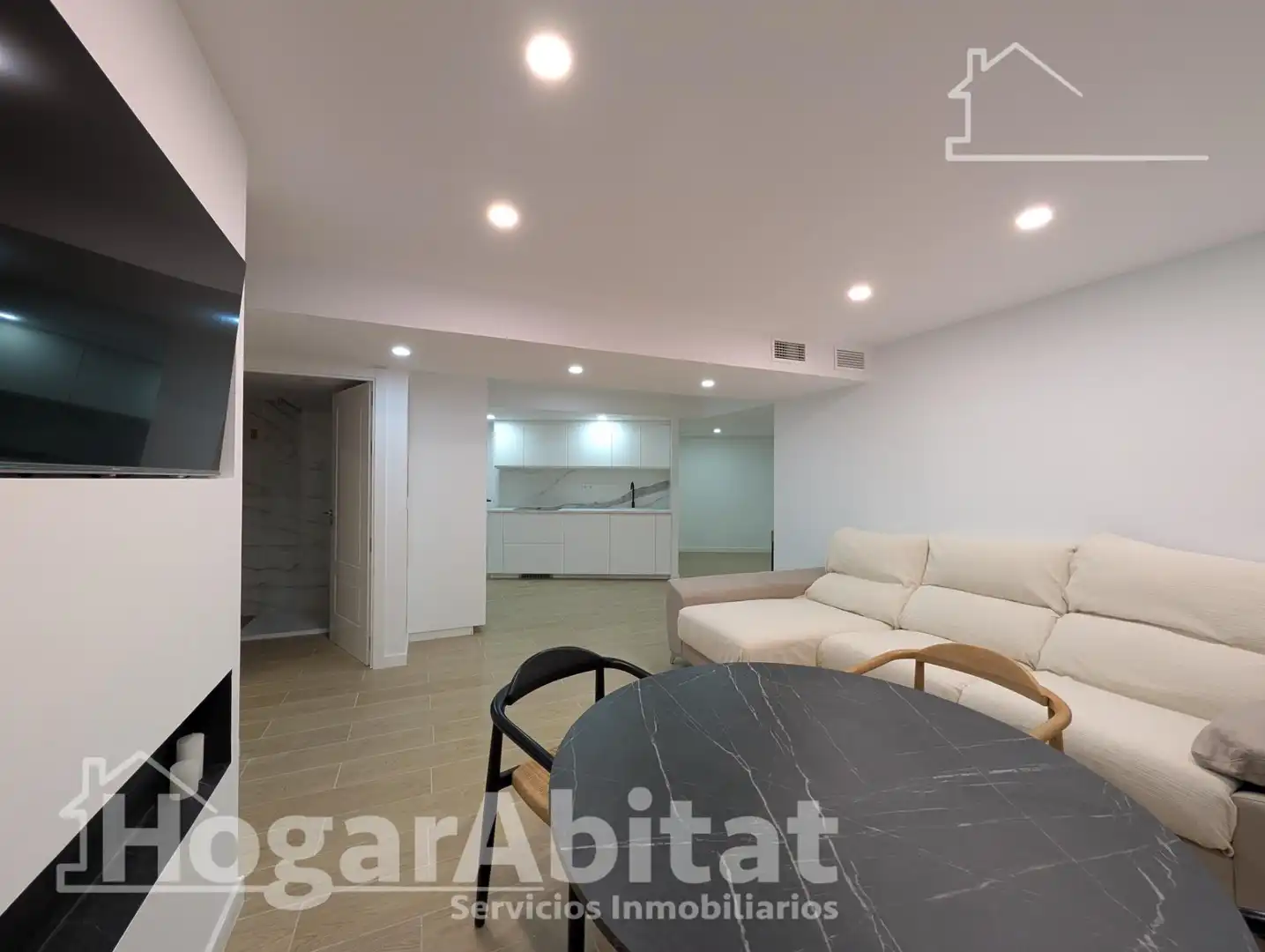 Flat for sale in Alicante / Alacant  with Air Conditioner and Furnished