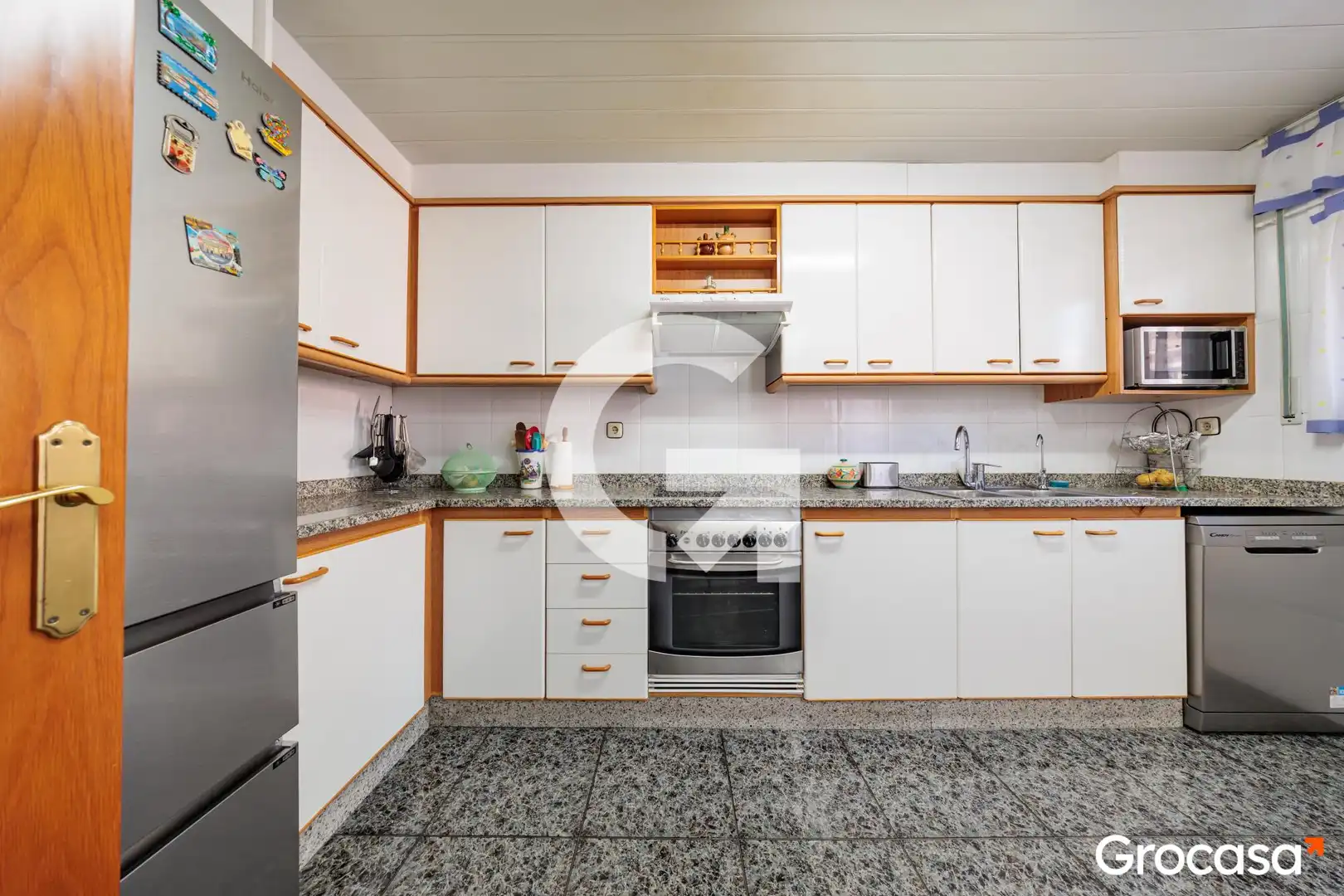 Kitchen of Houses for sale in Terrassa  with Air Conditioner, Heating and Terrace