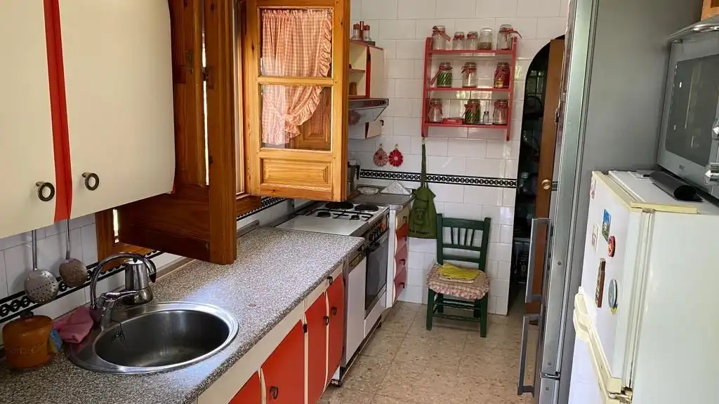 Cocina de Finca rústica en venta en Baena con Jardín privado, Terraza y Piscina