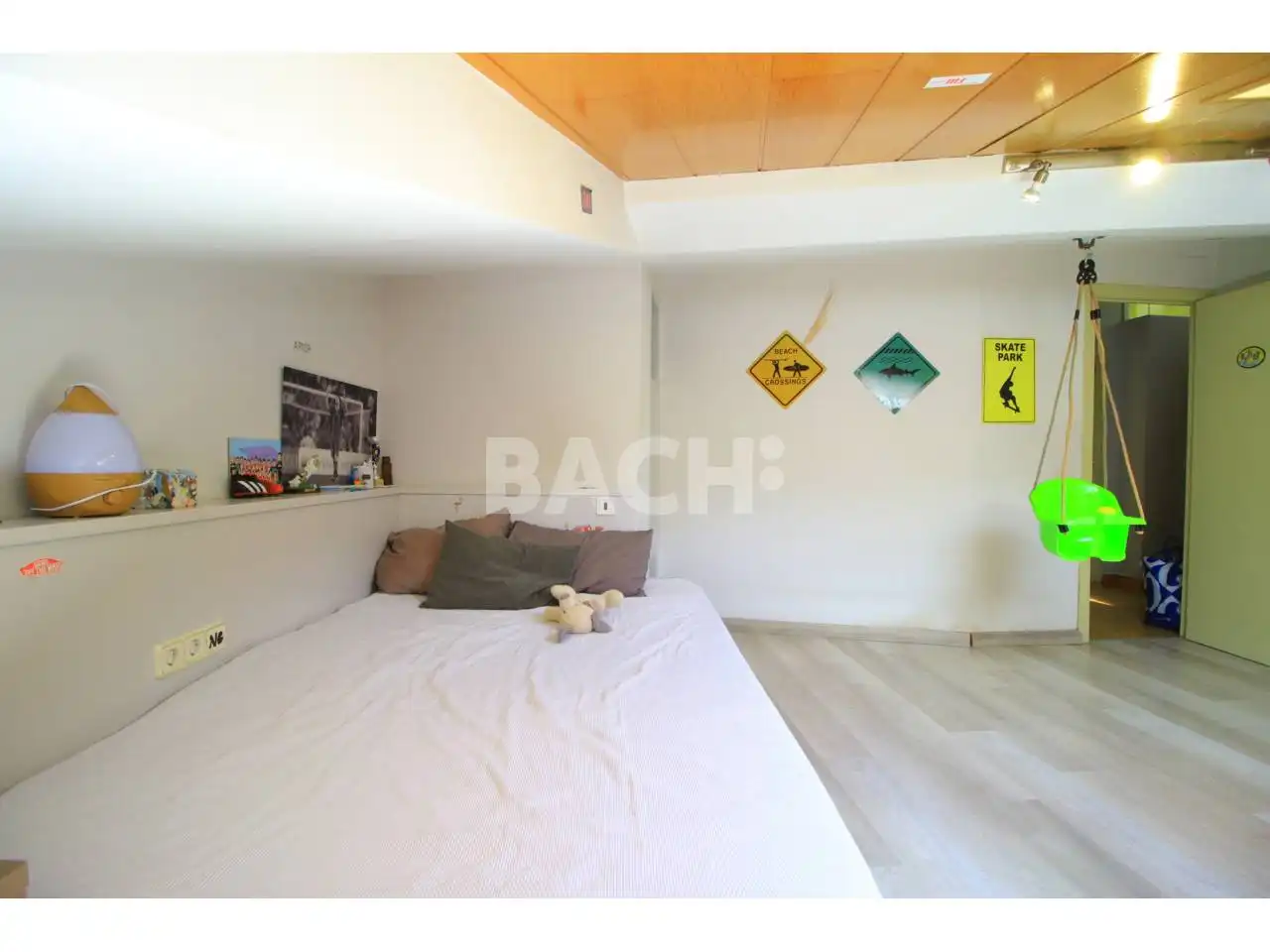 Habitación de Ático en venta en Vic con Aire acondicionado, Calefacción y Parquet