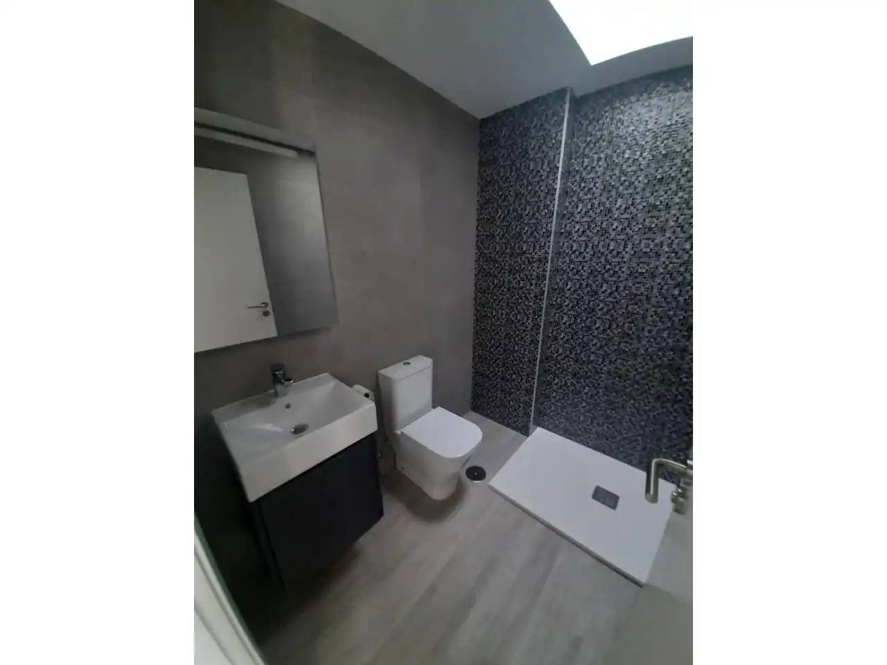 Baño de Casa o chalet en venta en Villaviciosa de Odón con Jardín privado, Terraza y Piscina