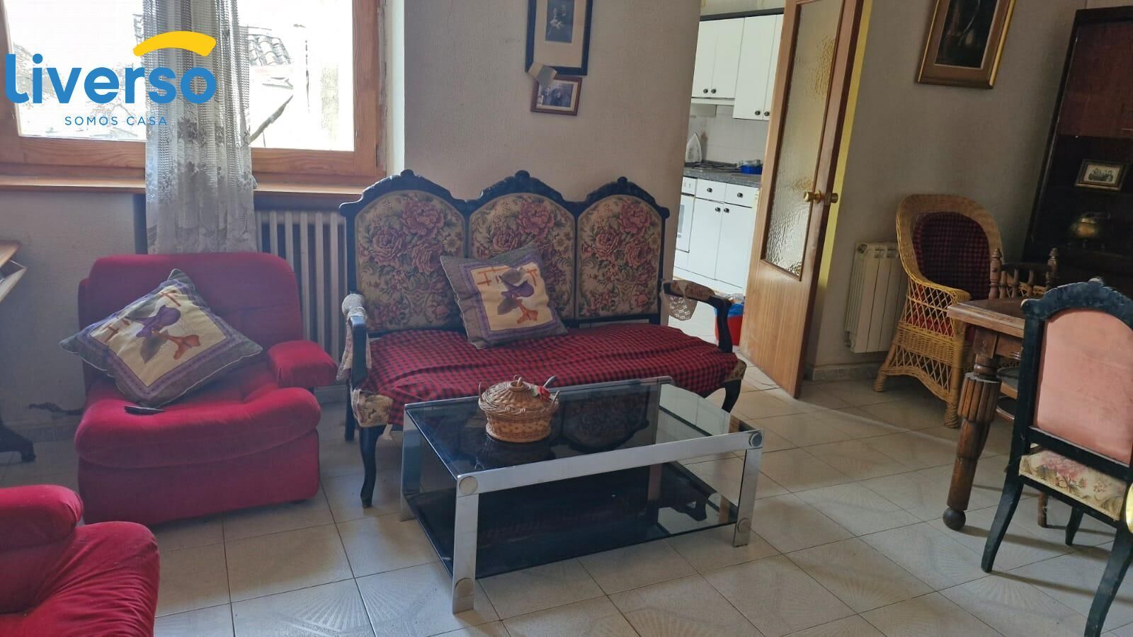 Sala d'estar de Finca rústica en venda en Aranda de Duero amb Calefacció i Jardí privat