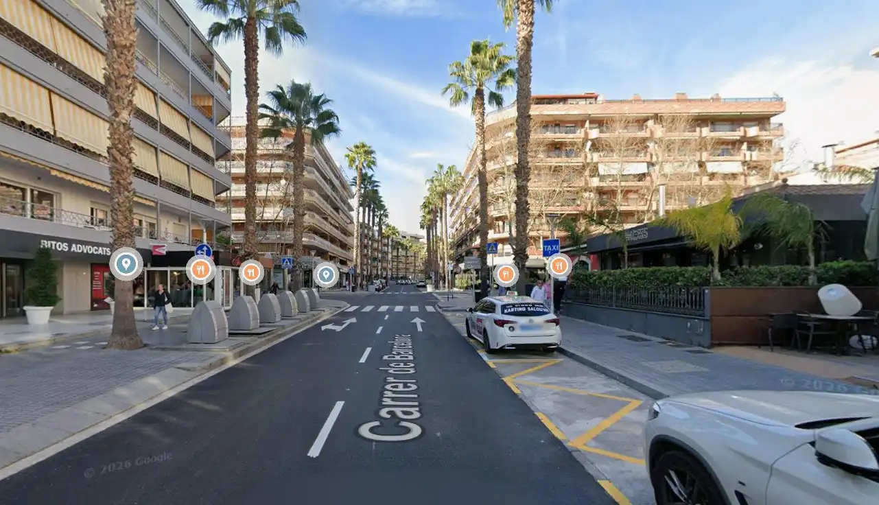 Locale commerciale in cessione a Carrer de Barcelona