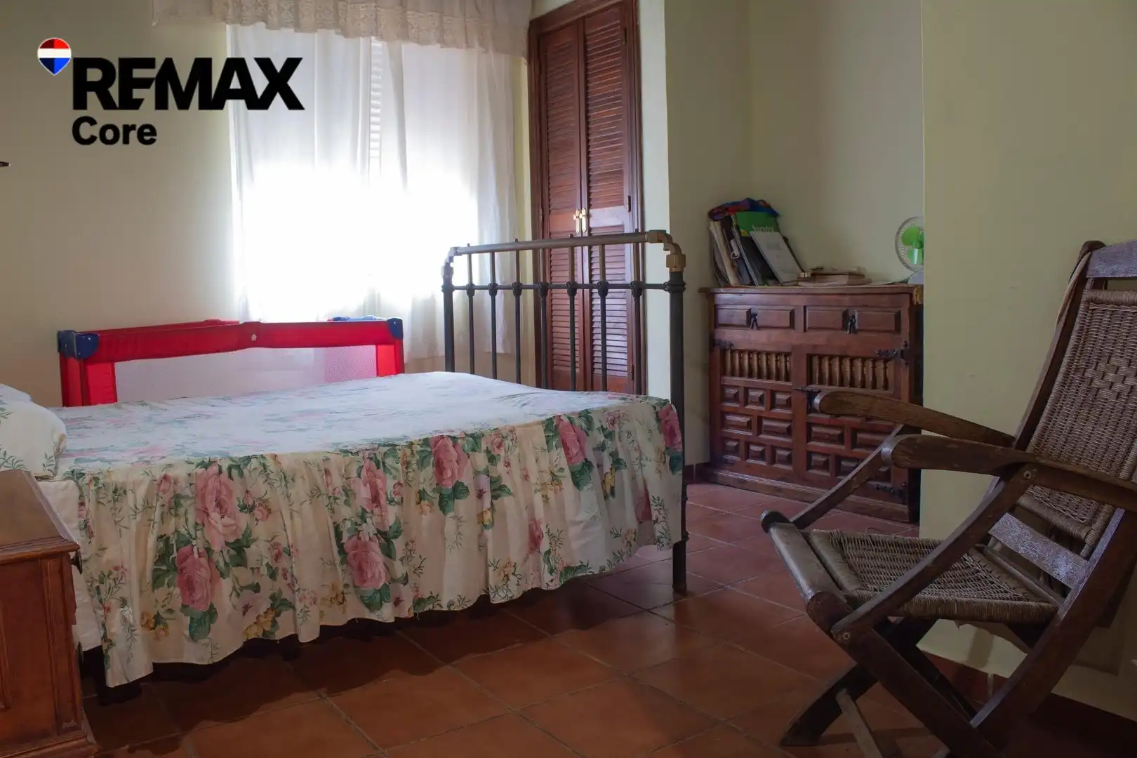 Dormitori de Casa o xalet en venda en Puebla de Obando amb Aire condicionat, Calefacció i Jardí privat