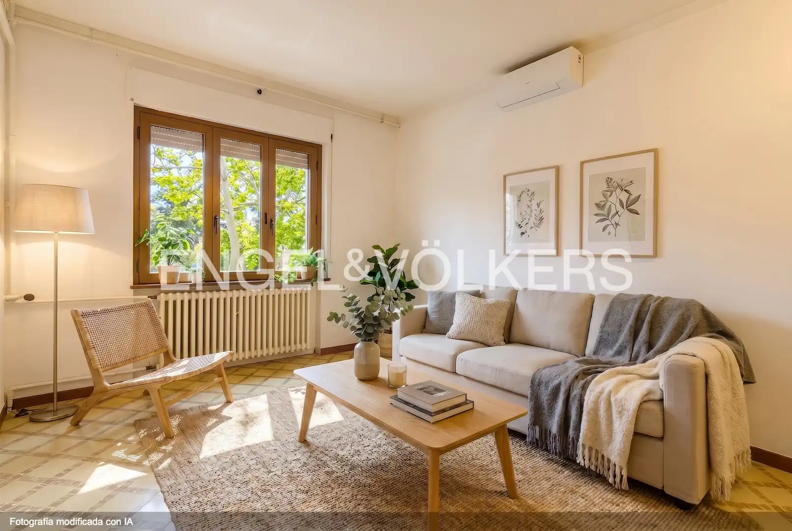 Wohnzimmer von Wohnung zum Verkauf in Barcelona mit Klimaanlage, Heizung und Terrasse