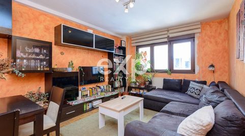 Foto 3 de Piso en venta en Avenida Aureliano S. Roman, 15, Milán - Pumarín, Oviedo