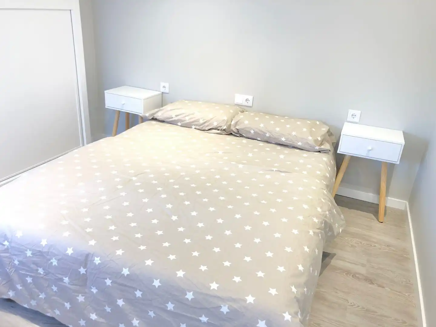 Schlafzimmer von Wohnung zur Miete in Nigrán mit Heizung, Terrasse und Abstellraum