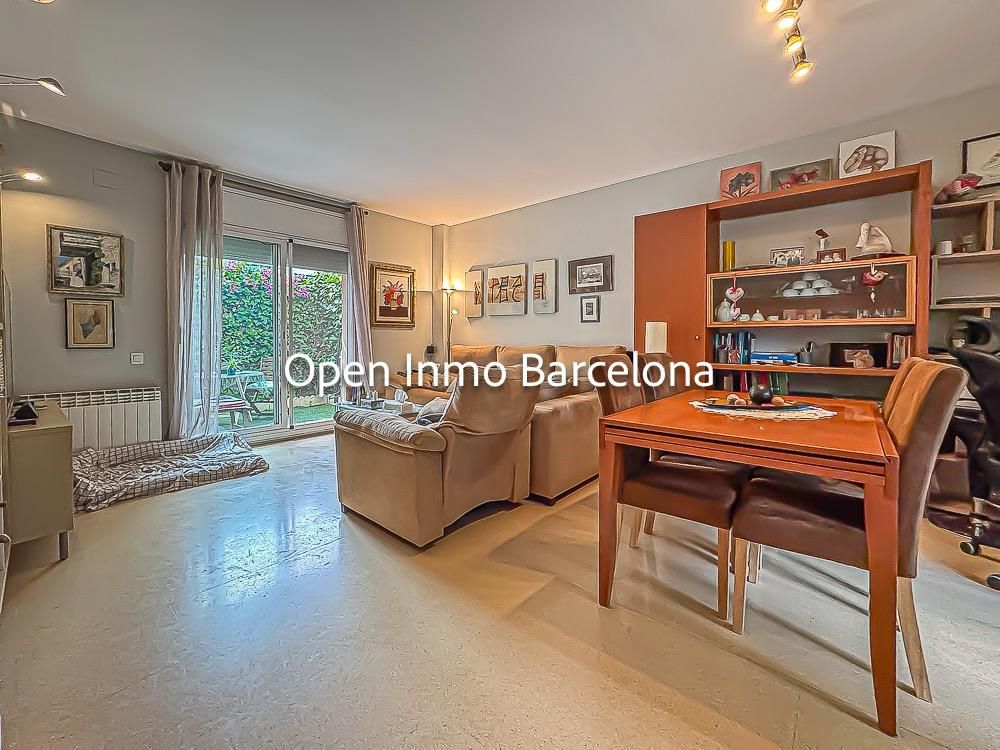 Vista exterior de Casa o xalet en venda en Sant Pere de Ribes amb Calefacció, Jardí privat i Terrassa