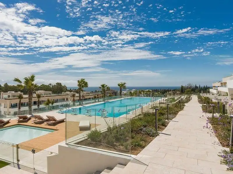Swimming pool of Ground floor for rent in Marbella  with Air Conditioner, Heating and Terrace