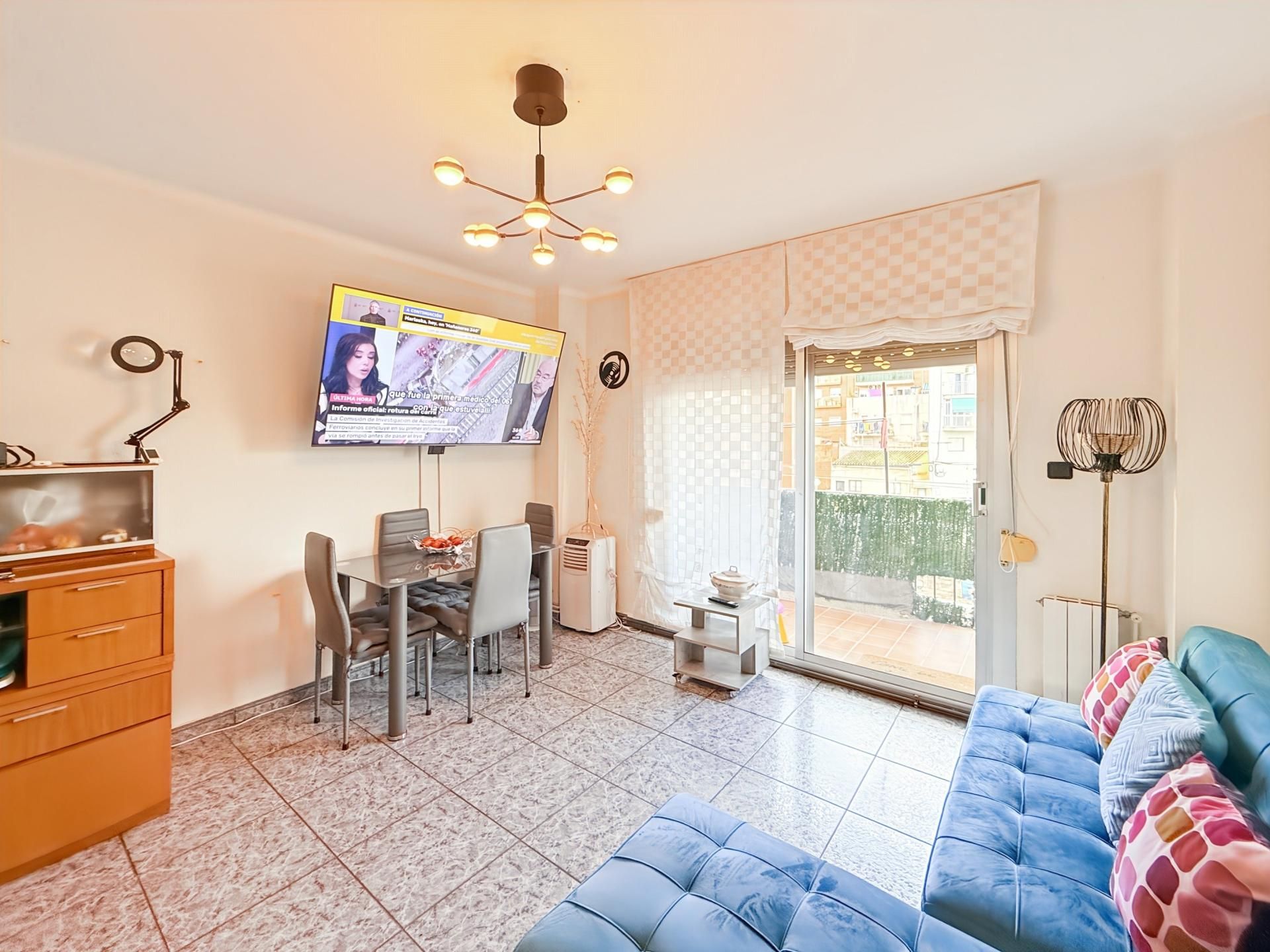 Living room of Flat for sale in Sant Vicenç Dels Horts  with Heating and Balcony
