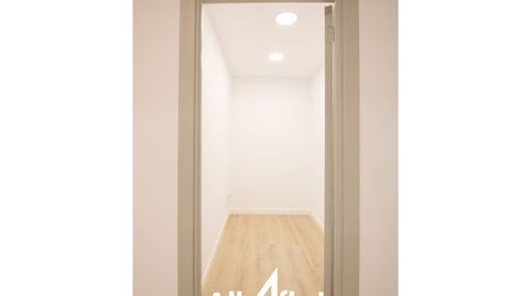 Photo 3 of Commercial properties for rent in Avenida Madrid, Sants, Barcelona Capital