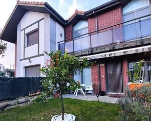 Exterior view of Single-family semi-detached for sale in Castro-Urdiales