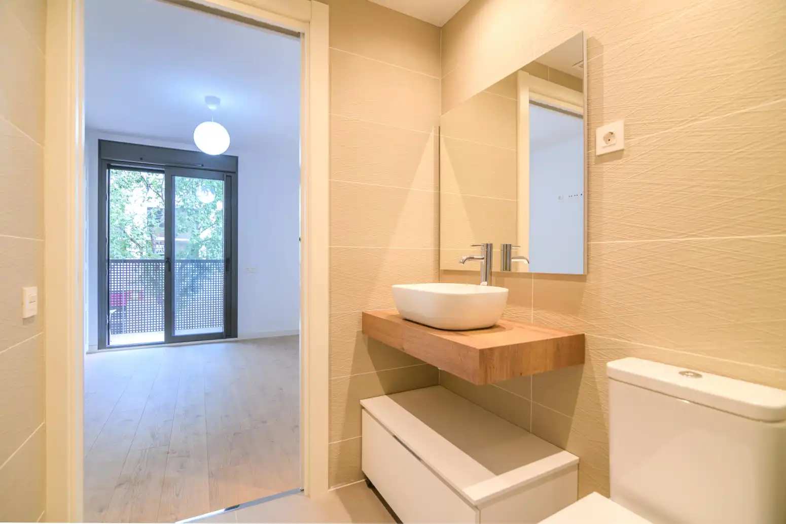 Bathroom of Flat for sale in Sant Boi de Llobregat  with Air Conditioner, Heating and Balcony