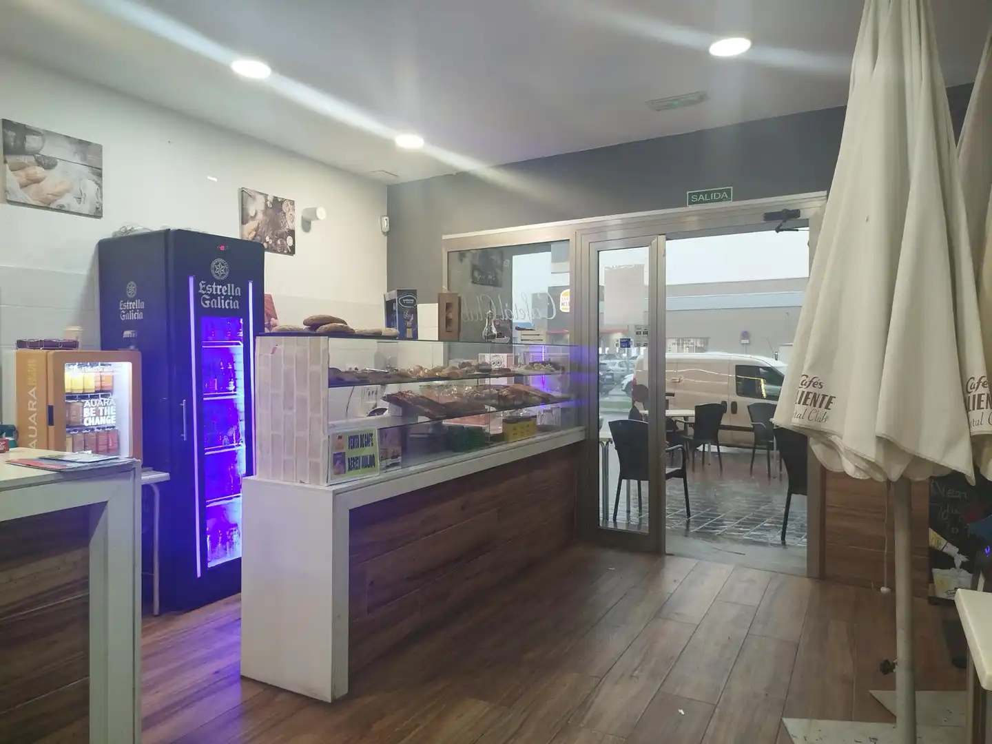 Local en traspaso en Manises con Aire acondicionado