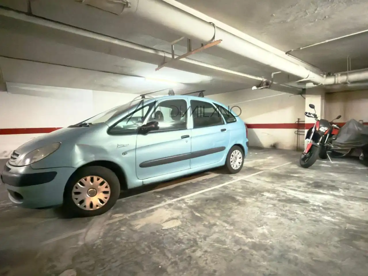 Parking de Apartamento en venta en Vigo  con Calefacción