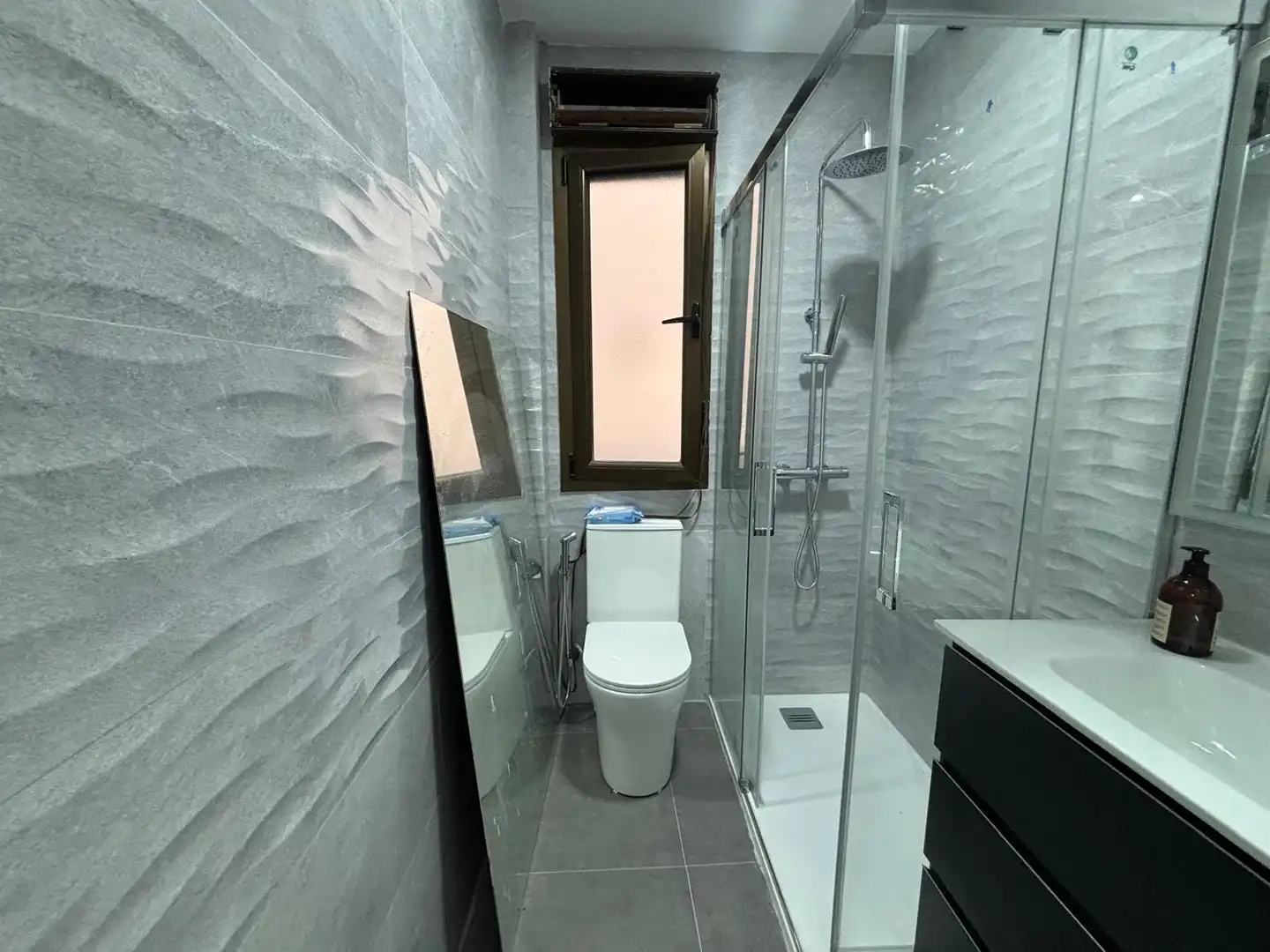 Baño de Piso en venta en Basauri  con Calefacción, Parquet y Amueblado