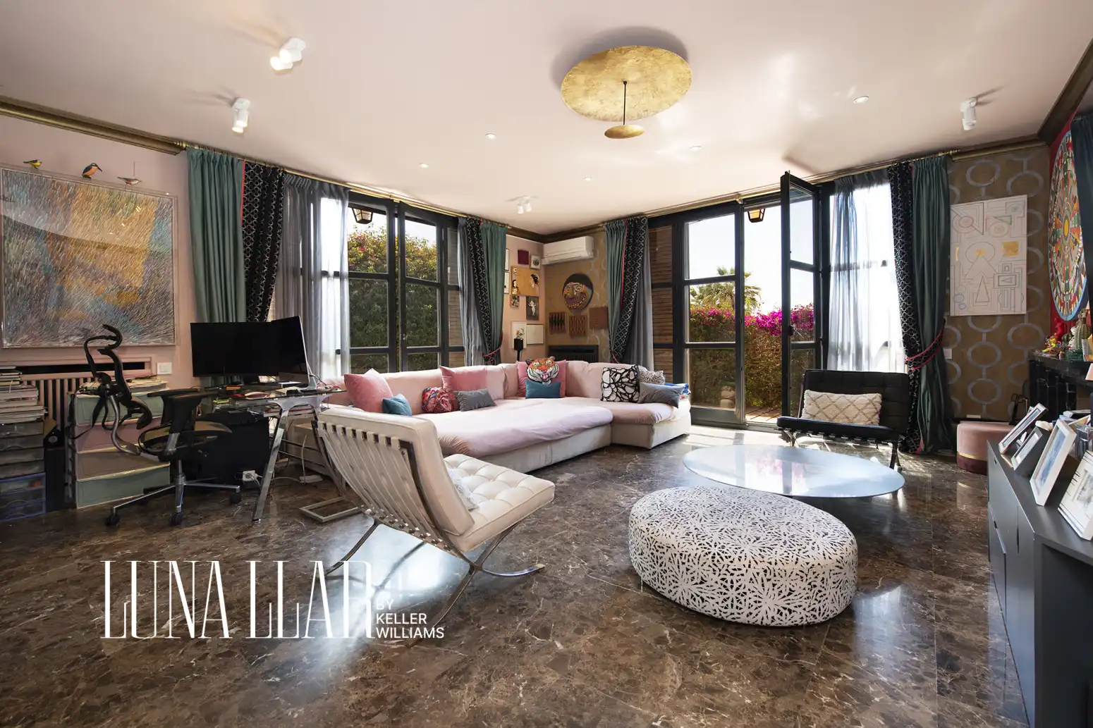 Wohnzimmer von Haus oder Chalet zum Verkauf in Castelldefels mit Terrasse und Schwimmbad