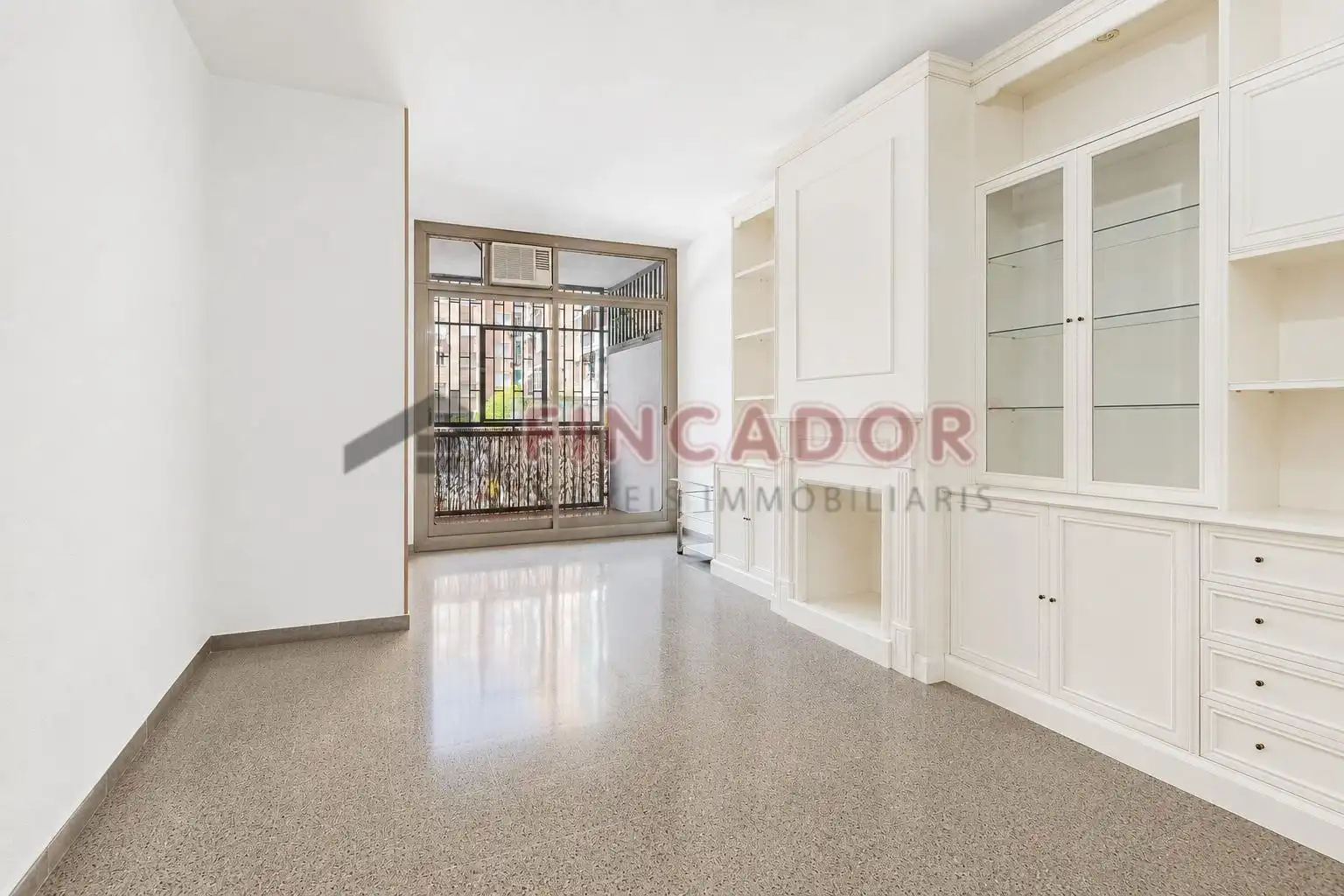 Wohnung mit Aufzug zum Verkauf in Carrer de Fluvià