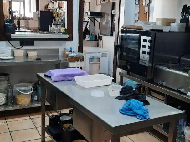 Cuina de Local en venda en Lucainena de las Torres amb Aire condicionat, Calefacció i Terrassa