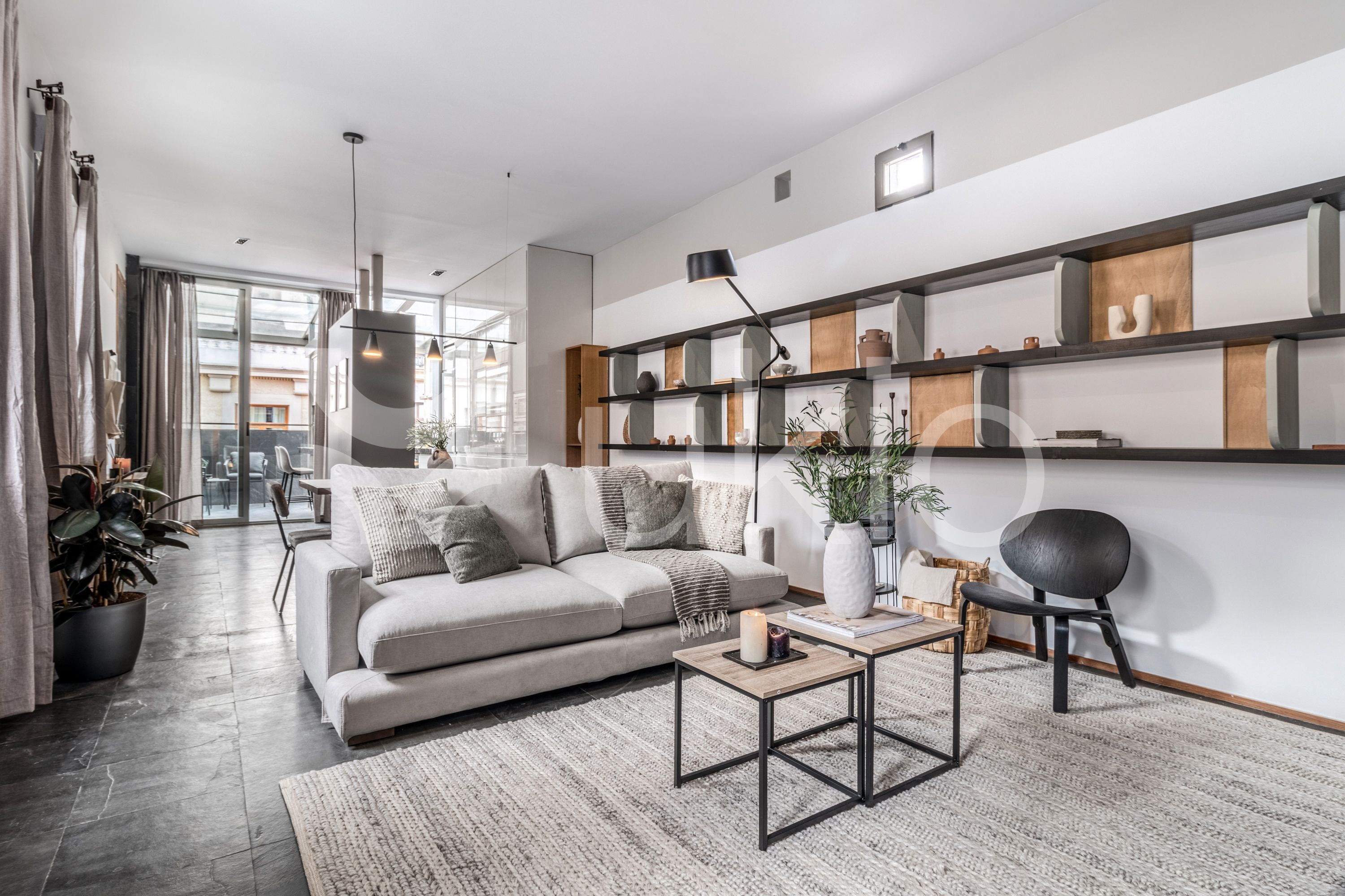 Living room of Apartment for rent in  Madrid Capital  with Air Conditioner, Heating and Furnished