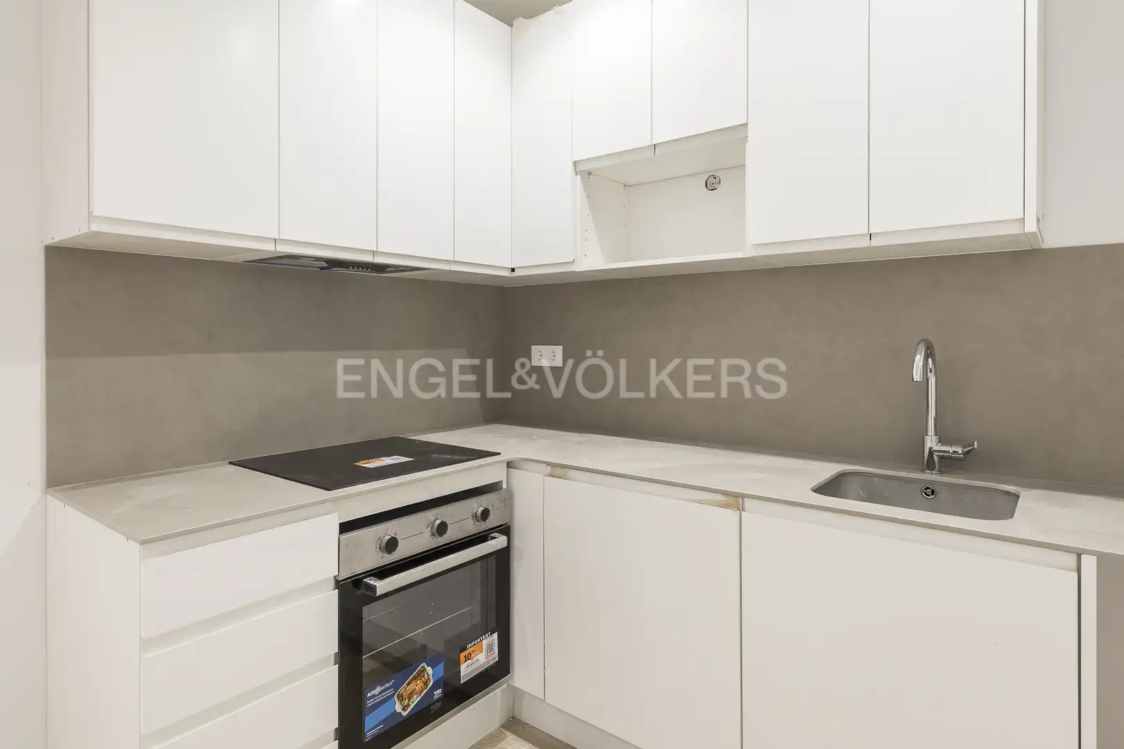 Cocina de Edificio en venta en Barcelona