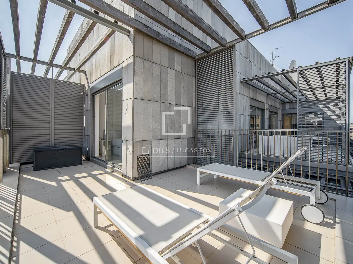 Terrasse von Dachboden zum Verkauf in Barcelona mit Klimaanlage, Heizung und Terrasse