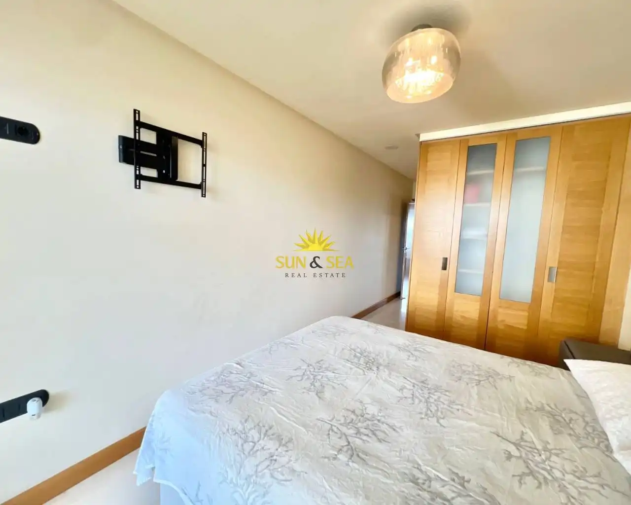 Habitación de Apartamento de alquiler en Guardamar del Segura con Aire acondicionado, Calefacción y Piscina