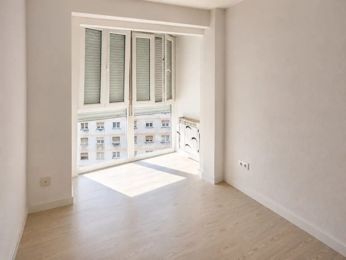 Bedroom of Flat for rent in Santander  with Heating, Terrace and Oven