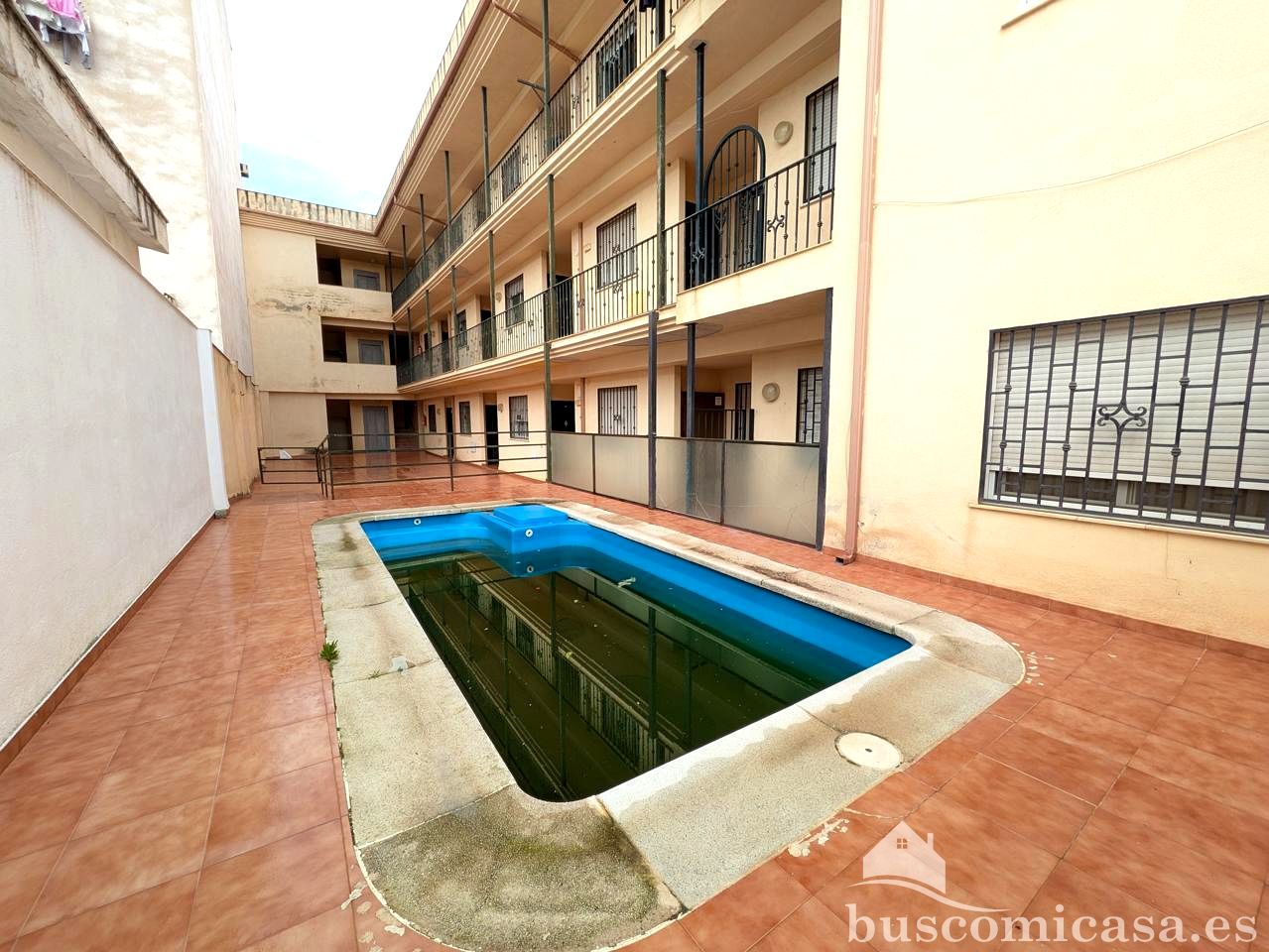Swimming pool of Duplex for sale in Linares  with Air Conditioner, Balcony and Community pool