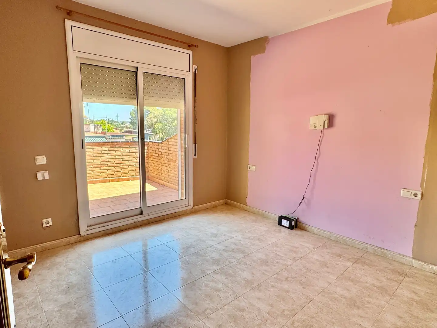 Schlafzimmer von Einfamilien-Reihenhaus zum Verkauf in Calafell mit Heizung, Privatgarten und Terrasse
