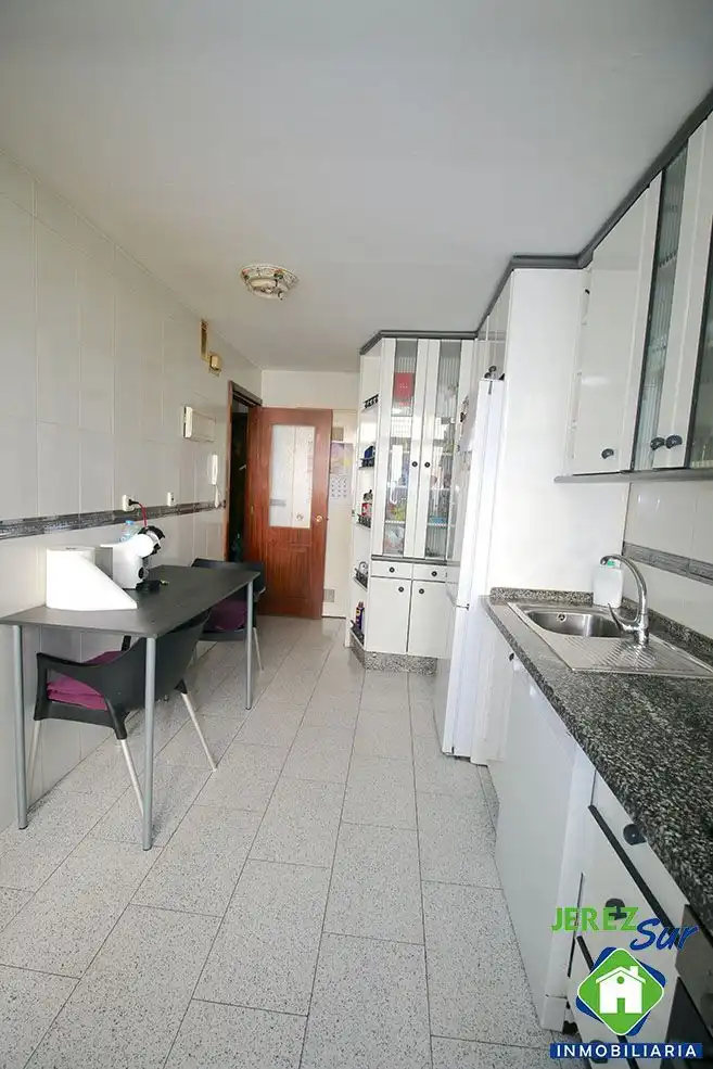Kitchen of Flat for sale in Jerez de la Frontera  with Air Conditioner, Heating and Terrace